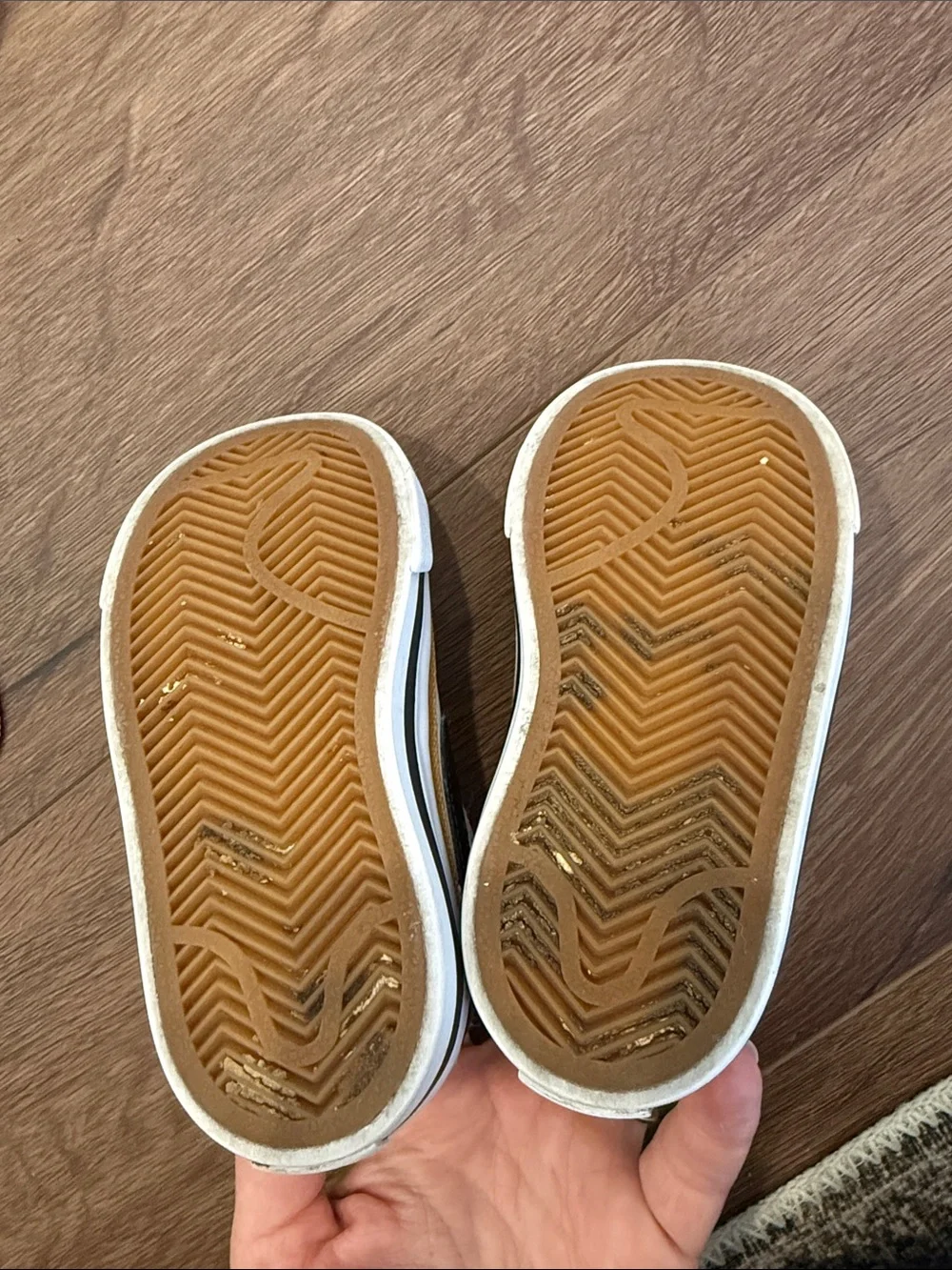 Nike Kids White and Tan Low-Top Sneakers with Black Swoosh